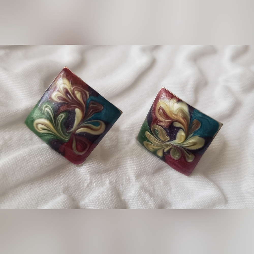 Vintage Enamel swirl square earrings